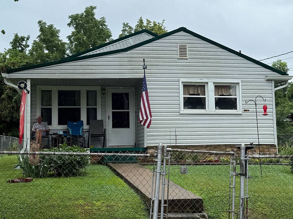 1st image of 1009 Minton Pl