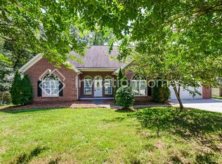 15020 Woodstar Rd, Matthews, NC 28105