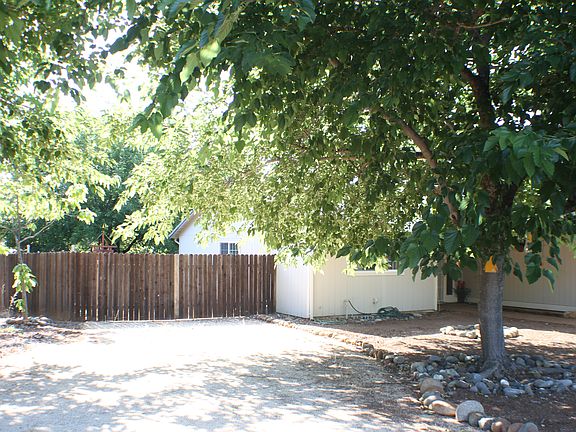 4th image of 1385 Wimbledon Dr