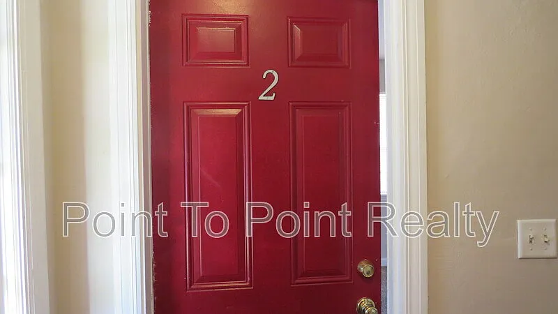 1 bed, 1.0 bath, 642 sqft, $925 — Photo 1