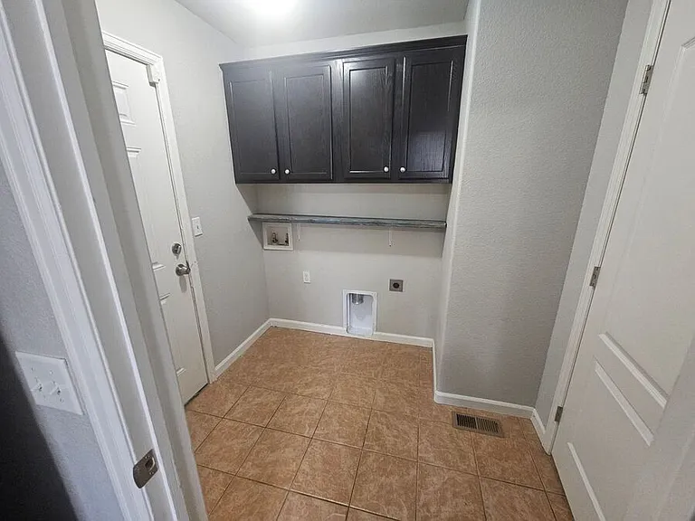 6591 Watusi Rd — Photo 5
