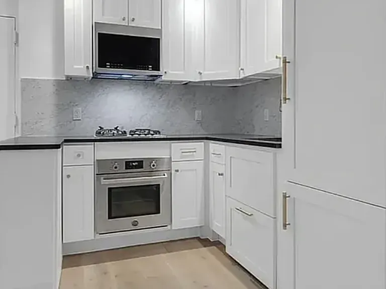 10 Rutgers St #6A — Photo 5