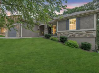11017 Cernech Rd, Kansas City, KS 66109