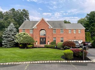 15 Delta Dr, Ocean, NJ 07712