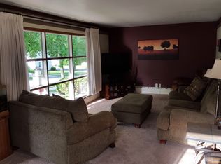 913 Manitou St, Manitowoc, WI 54220