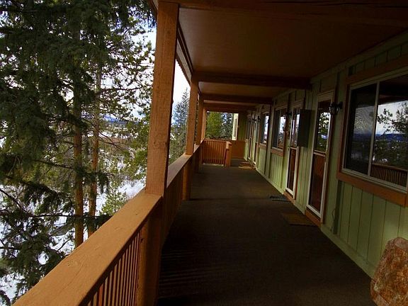 3rd image of 477 Hi Country Dr