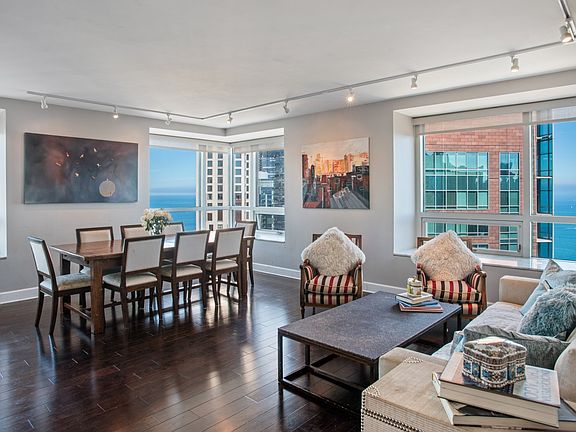 Living Room/Dining Room