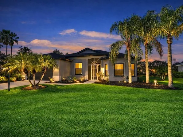 2278 Vintage St, Sarasota, FL 34240