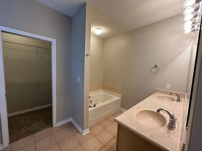 1195 Cathridge Trce — Photo 16