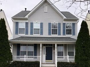 42803 Freedom St, Chantilly, VA 20152