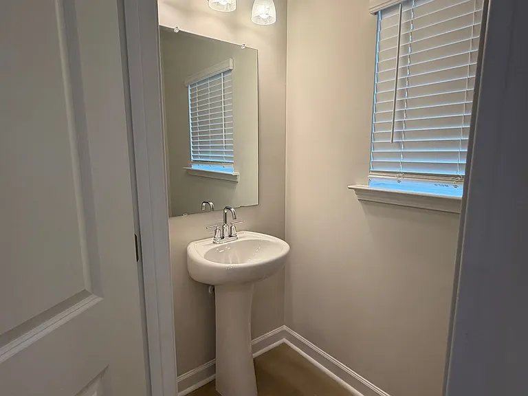 1973 Hollywood Rd NW #15 — Photo 20