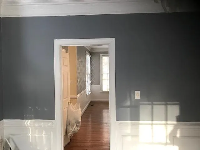 Dinning Room to Kitchen