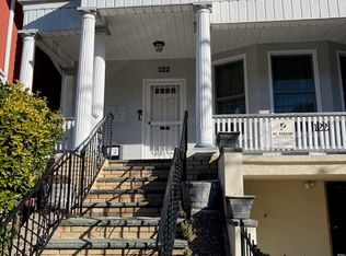 122 Jewett Ave #2, Jersey City, NJ 07304