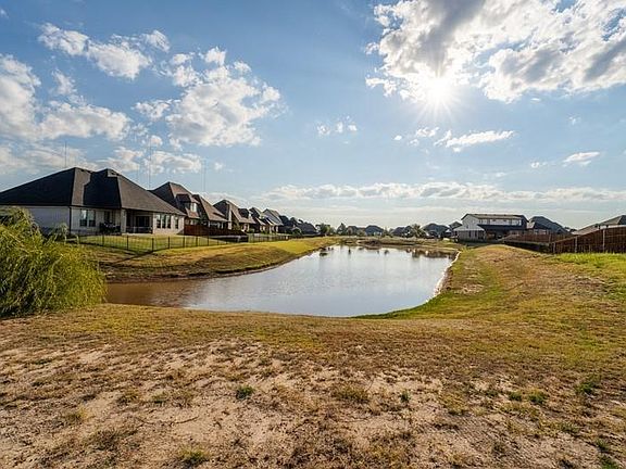 4th image of 5605 Windstone Dr #1