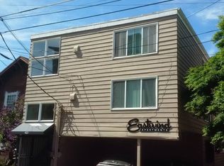 423 11th Ave E APT 08, Seattle, WA 98102