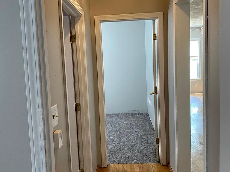 45 Oneida St #1 — Photo 11