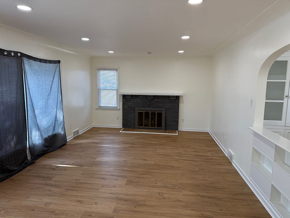 23123 23 Mile Rd, Macomb, MI 48042 | Zillow