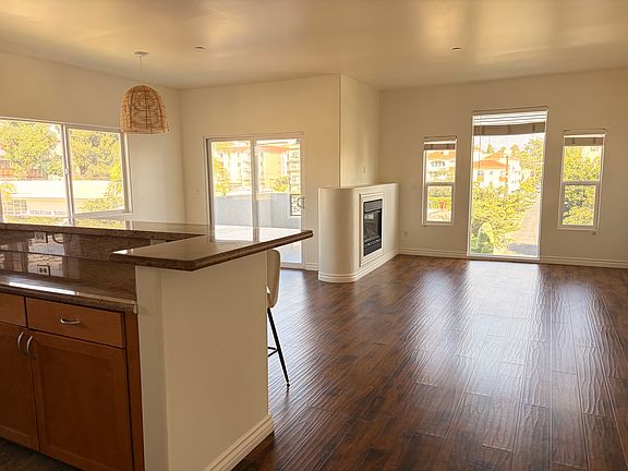 open living and dinning area