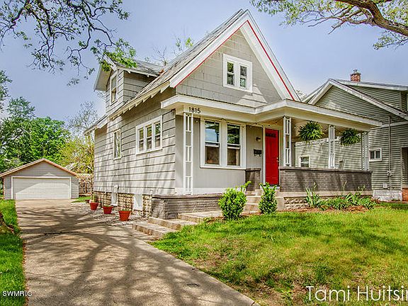 2nd image of 1815 Newark Ave SE