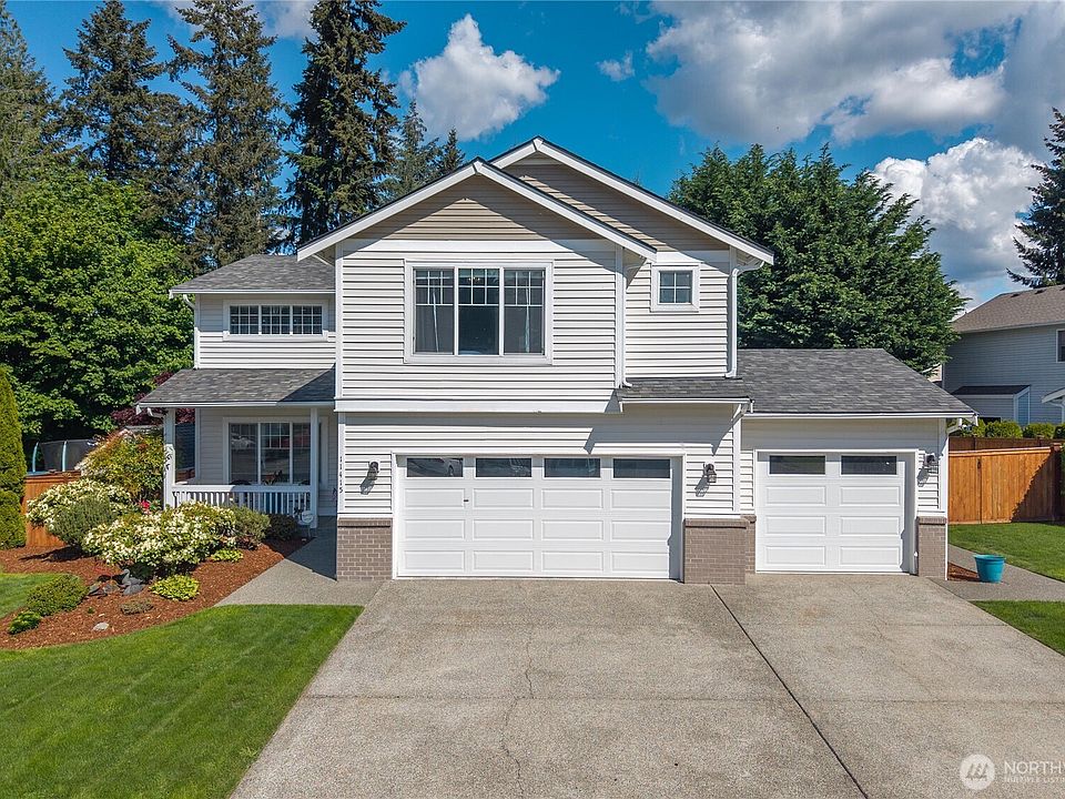 1st image of 11415 210th Avenue Ct E