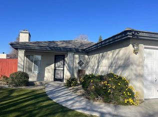 5812 Pine Trail Dr, Bakersfield, CA 93313