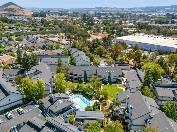 1033 Southwood Dr APT S, San Luis Obispo, CA 93401