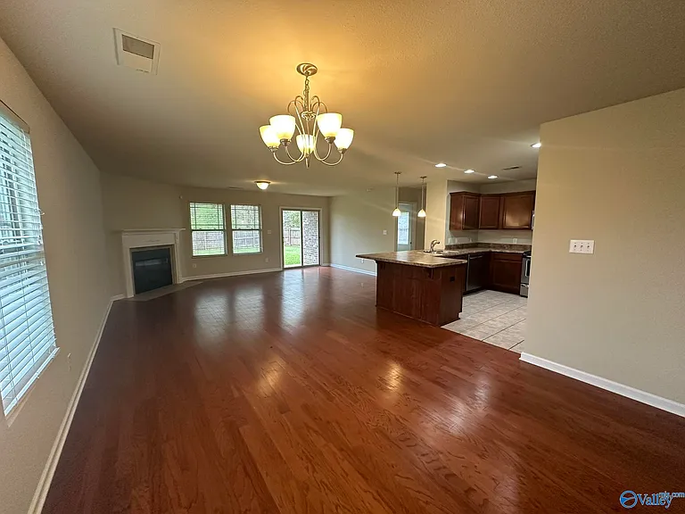 1812 Clayton Cove Dr — Photo 2