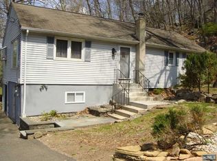 64 Mount Glen Rd, Ringwood, NJ 07456