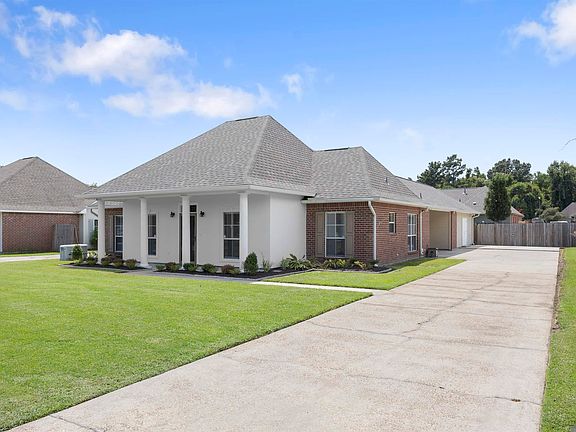 2nd image of 14473 Lake Crossing Dr