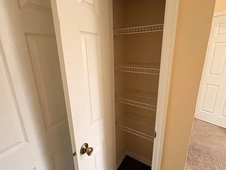 305 Port Pleasant Dr — Photo 14