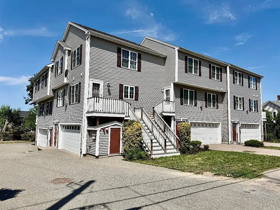 50 Mill St #C