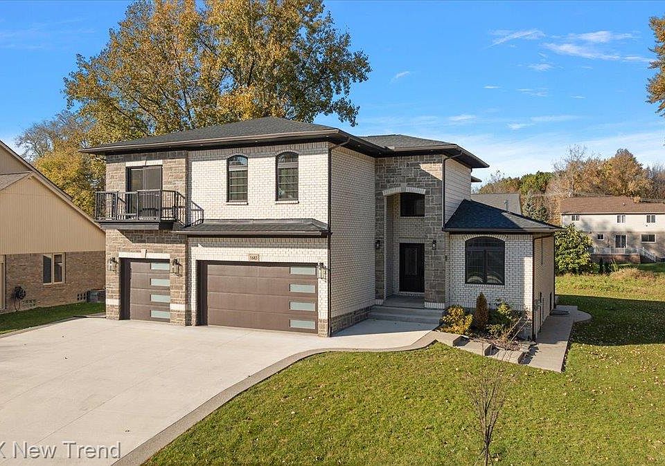 1683 Delta Dr, photo 3