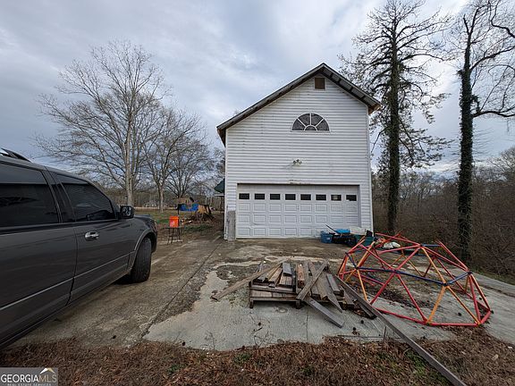 2nd image of 2661 Jacksonville Rd
