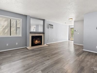 7060 W Colehaven Ln, Boise, ID, 83704