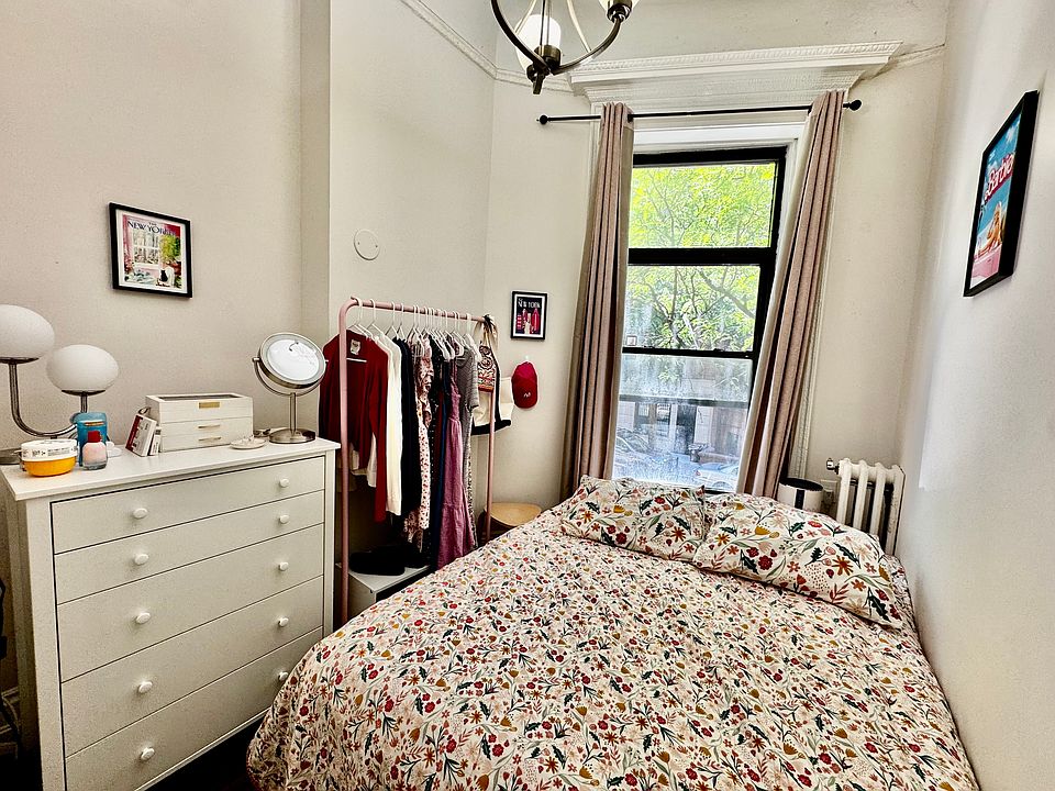 1st image of 321 W 89th St APT 4