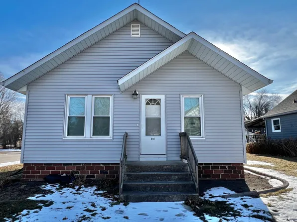 901 12th Ave, Clarkfield, MN 56223