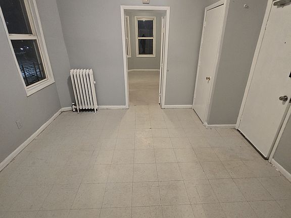 2nd image of 203 Peshine Ave #G2