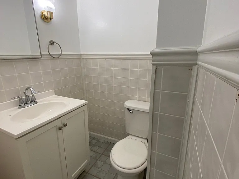 1247 Quarry Ave NW #2 — Photo 11