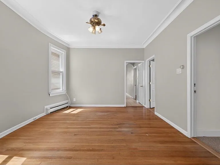 14 W 30th St #2 — Photo 4