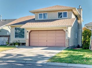20 NW Rivergreen Cres SE, Calgary, AB T2C3V5