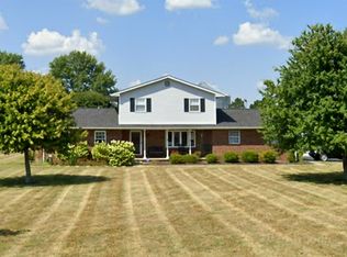 6200 Junk Rd, Mount Sterling, OH 43143