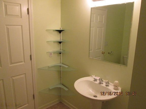 3rd image of 9375 Towering Oaks Dr