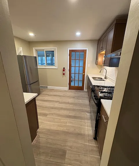 15222 Huntington Ct — Photo 3