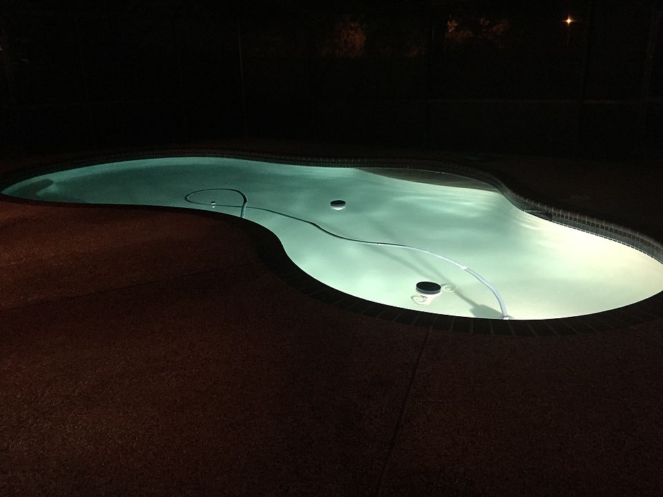 Inground pool, excellentcond