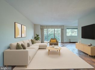 2059 Huntington Ave APT 300, Alexandria, VA 22303