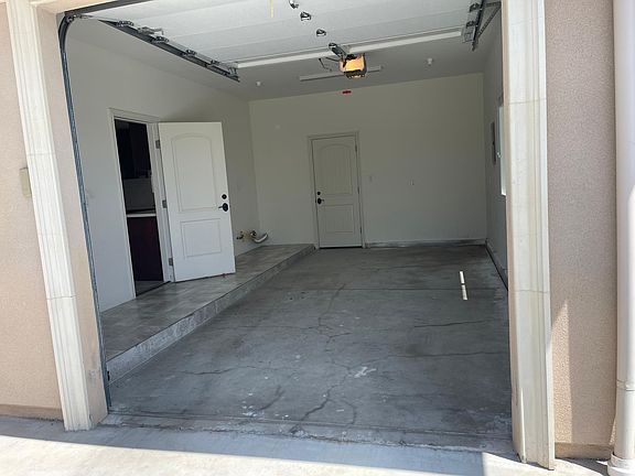 2nd image of 3901 Gernert Ave