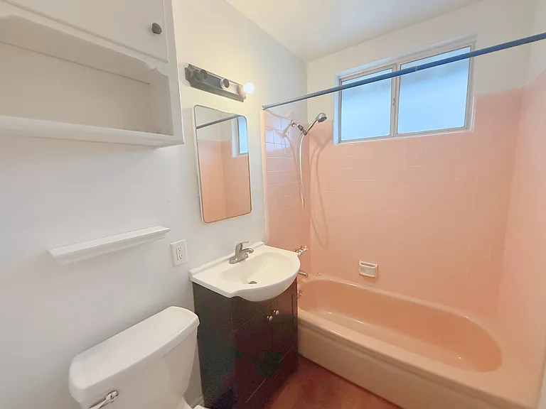 8366 Tampa Ave — Photo 15