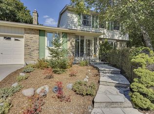 66 Lloyd Manor Cres, London, ON N6H 3Z3