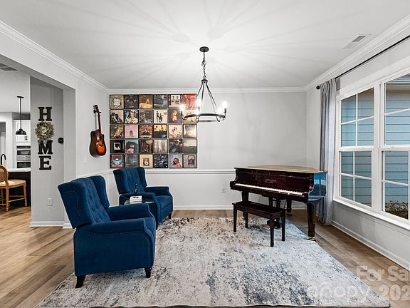 5th image of 7017 Kingfisher Way