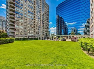 5765 Yonge St #1709, Toronto, ON M2M 4H9